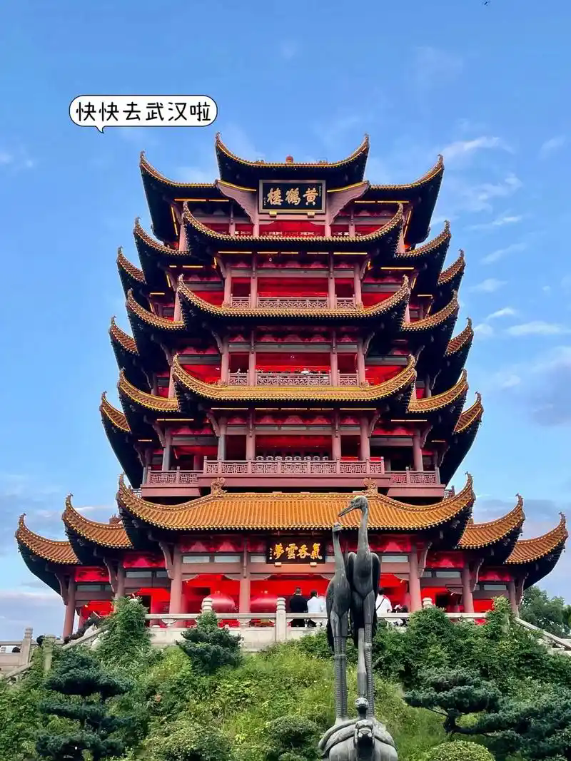 武汉剧场的新宠！沉浸式喜剧《风声鹤“立”》引爆观众热情 