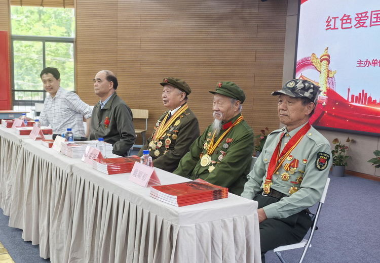 红色爱国主义教育宣讲故事会 --红色文化进校园(图2)
